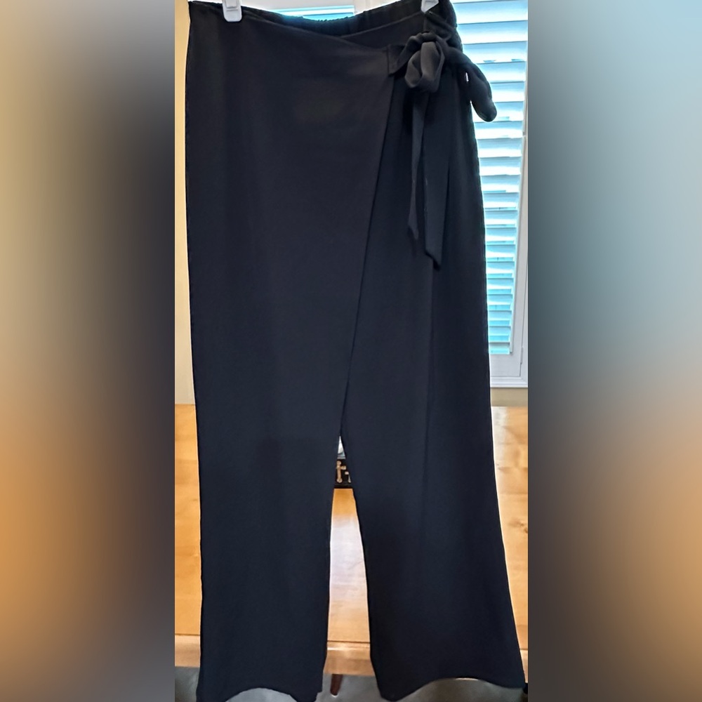 Halara wrap trousers